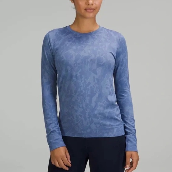 lululemon athletica Tops - Lululemon Women’s Swiftly Relxed Fit Long Sleeve Shirt Mosaic Water Drop Blue